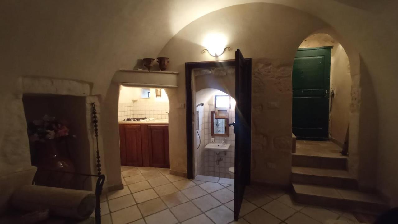 Appartamenti Del Re Ostuni Exteriör bild